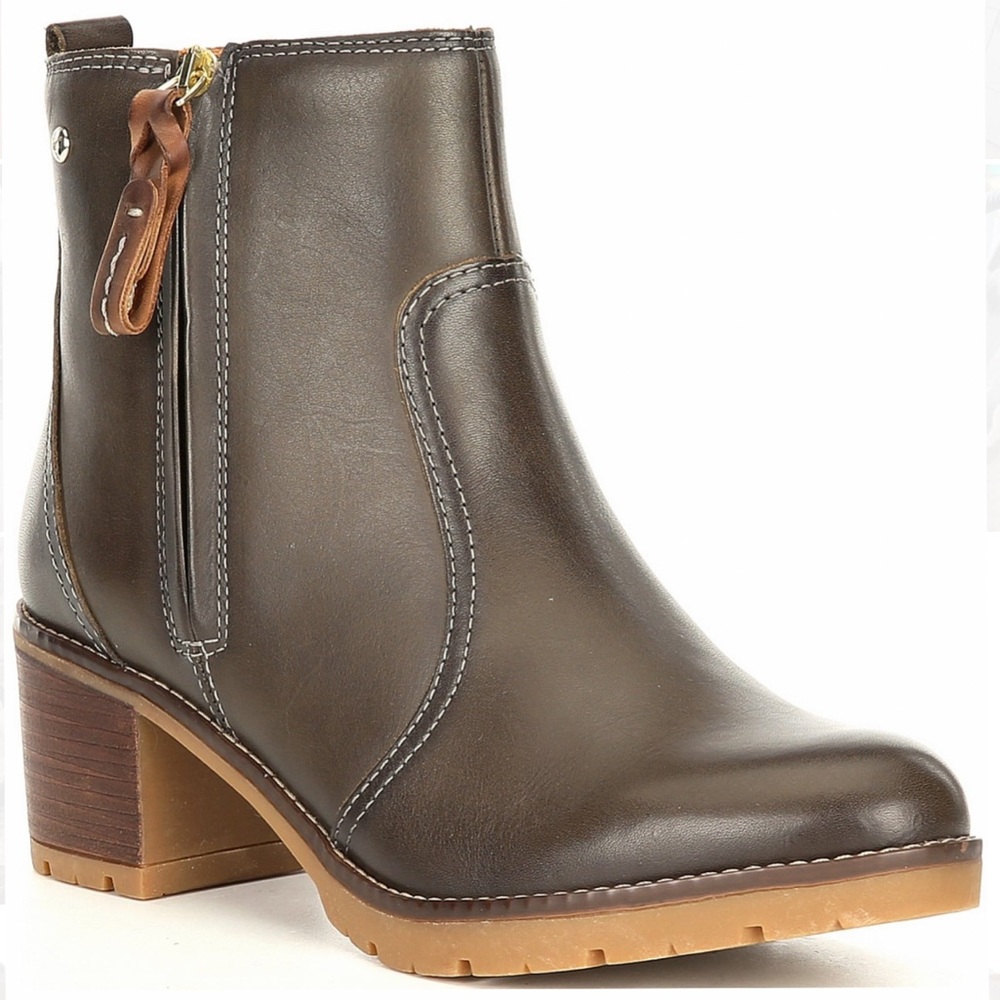 Llanes Leather Booties in Seamoss Color Size 39